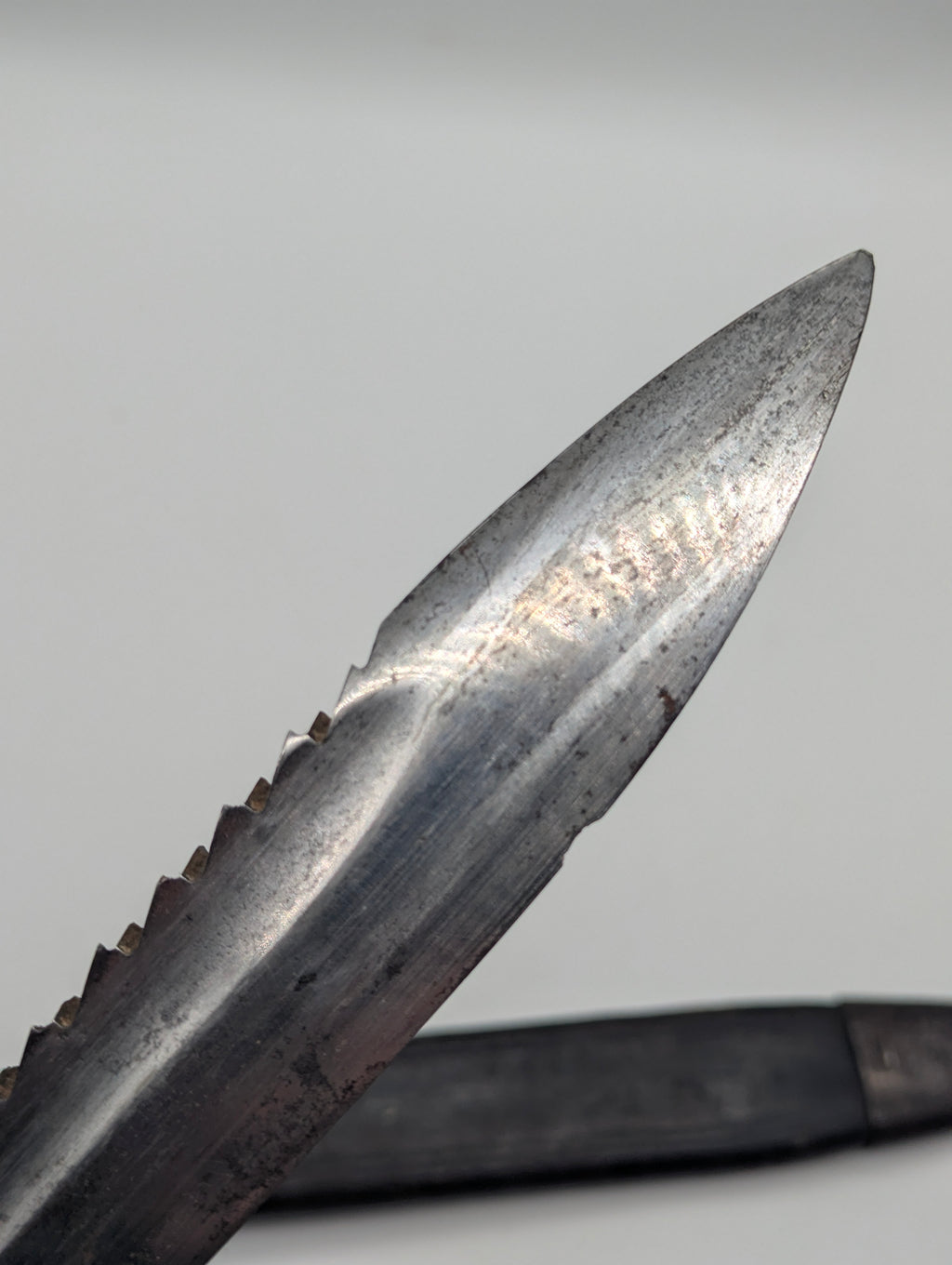 Imperial German Pioneer Marked EB42 Ersatz Sawback 98/05 Bayonet